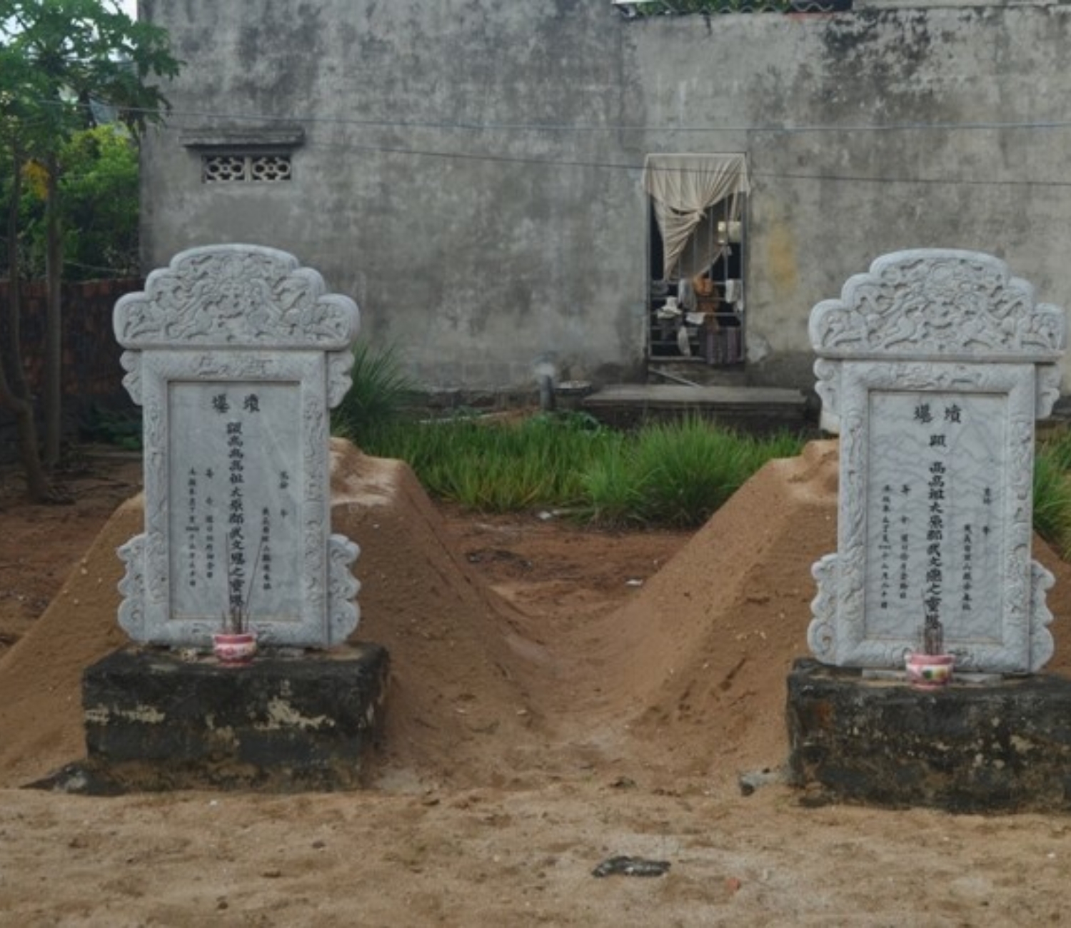 Mộ gió trên đảo Lý Sơn