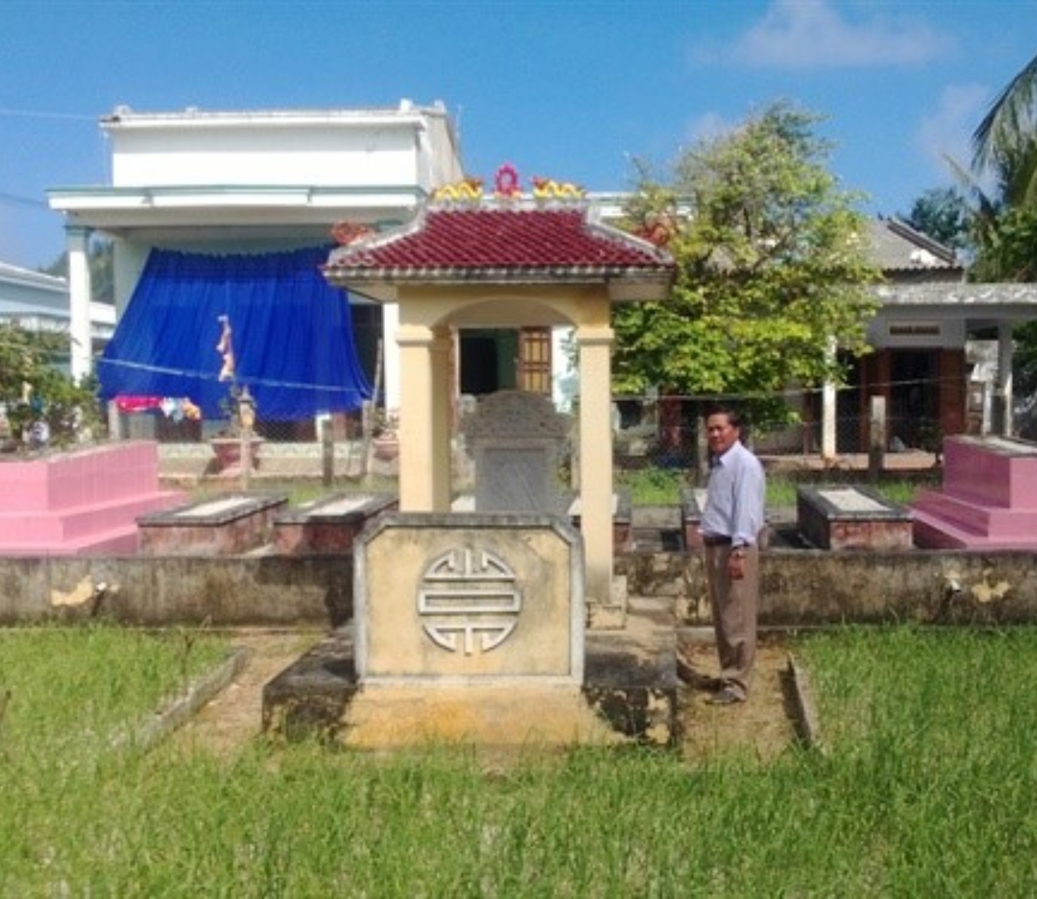 Mộ gió trên đảo Lý Sơn