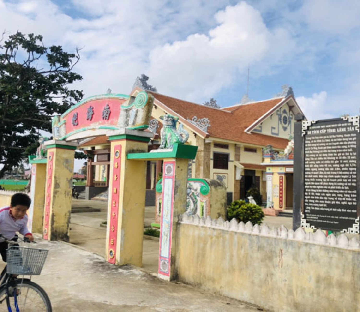 Tín ngưỡng thờ cá Ông ở Lý Sơn